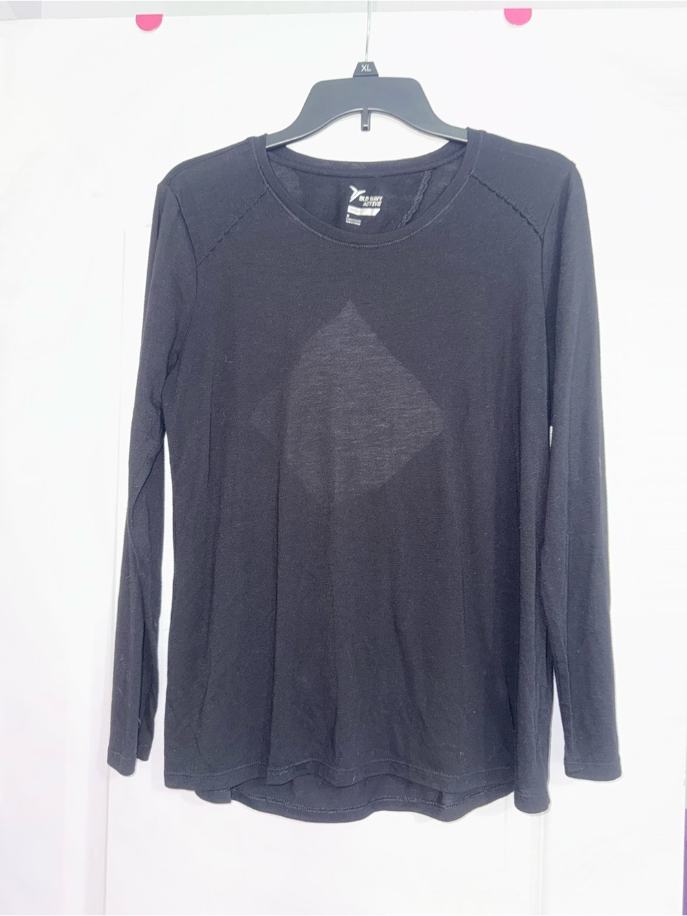 Old Navy Black Long Sleeve Crewneck Tee